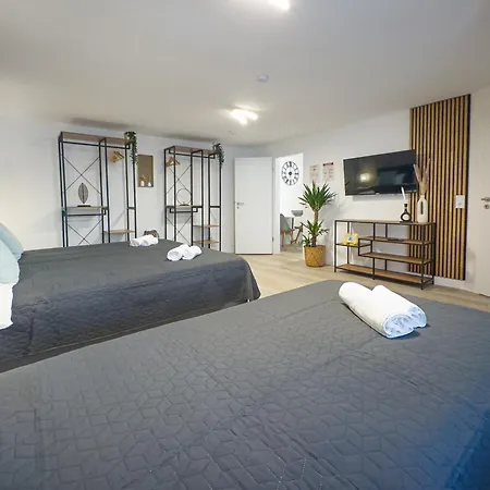 Immostay M#7 - Zimmer Mit Terasse, Grill & Parken, Wifi, 4K Tv Brema Zewnętrze zdjęcie